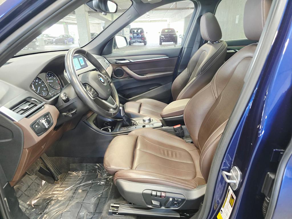 Thumbnail: 2019 BMW X1 - 11