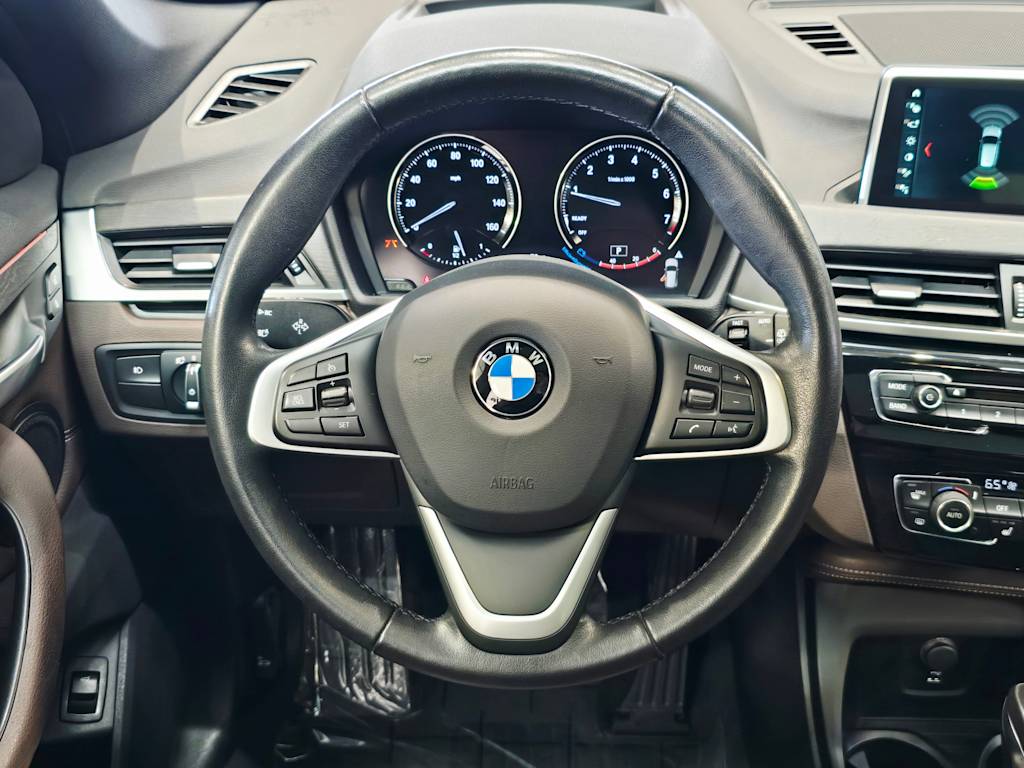 Thumbnail: 2019 BMW X1 - 14