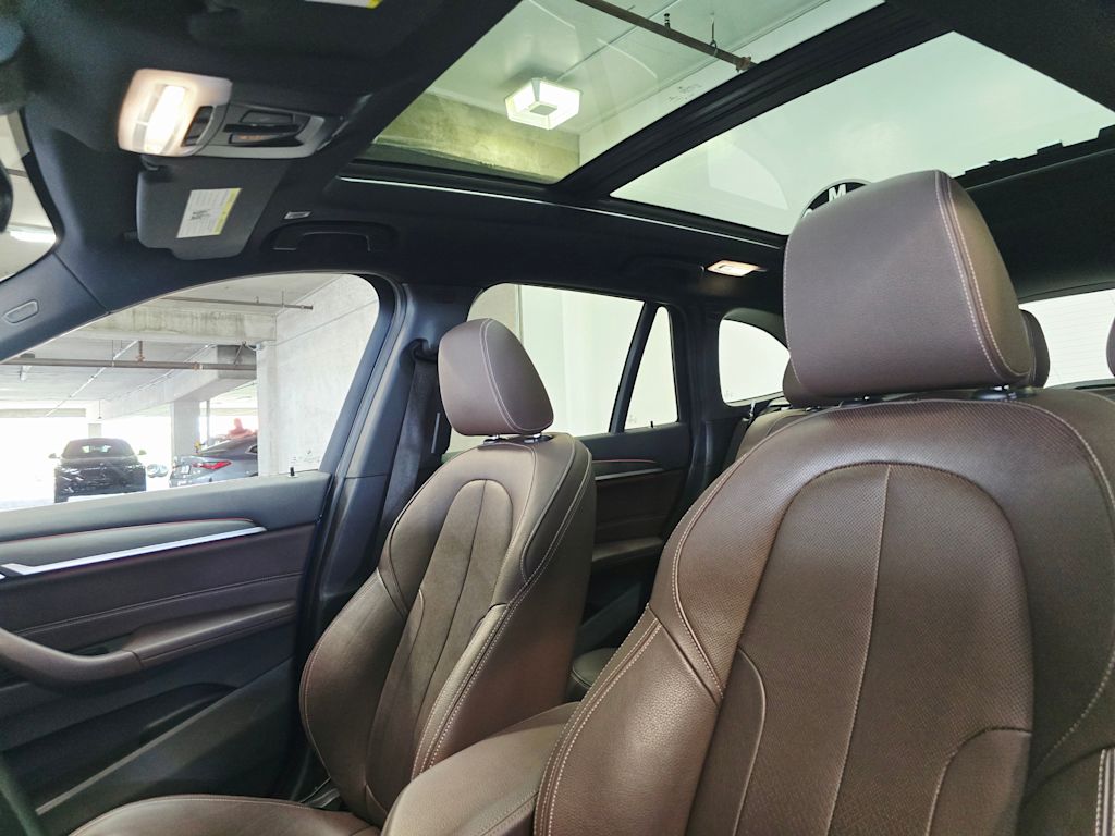 Thumbnail: 2019 BMW X1 - 30