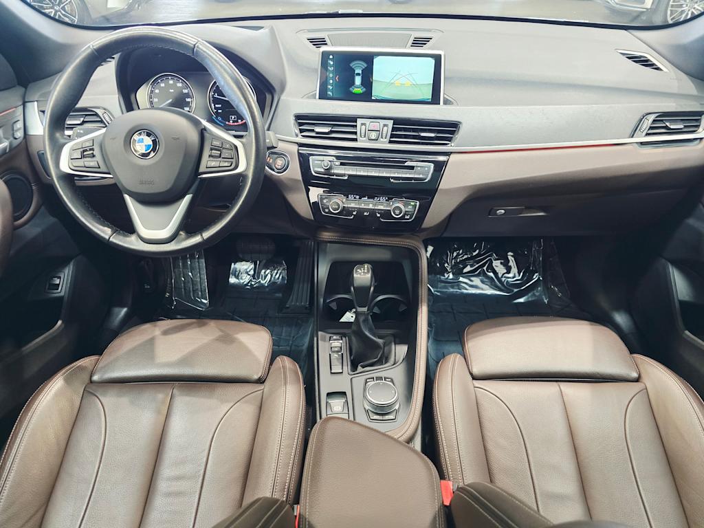 Thumbnail: 2019 BMW X1 - 10