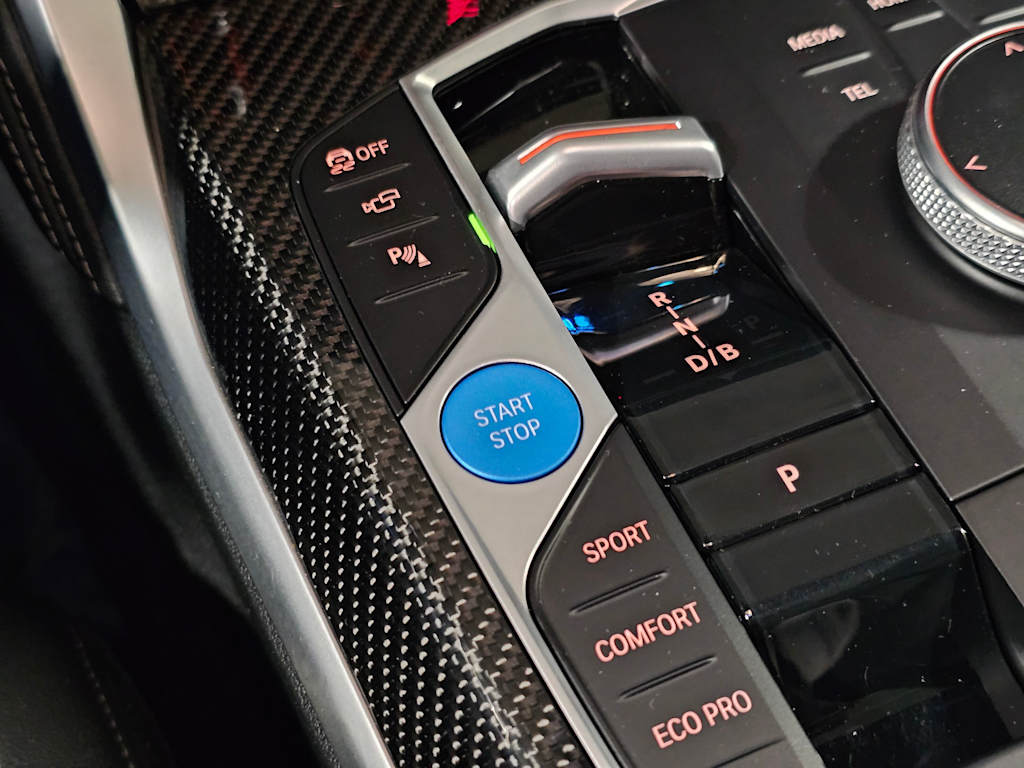 Thumbnail: 2023 BMW i4 - 25