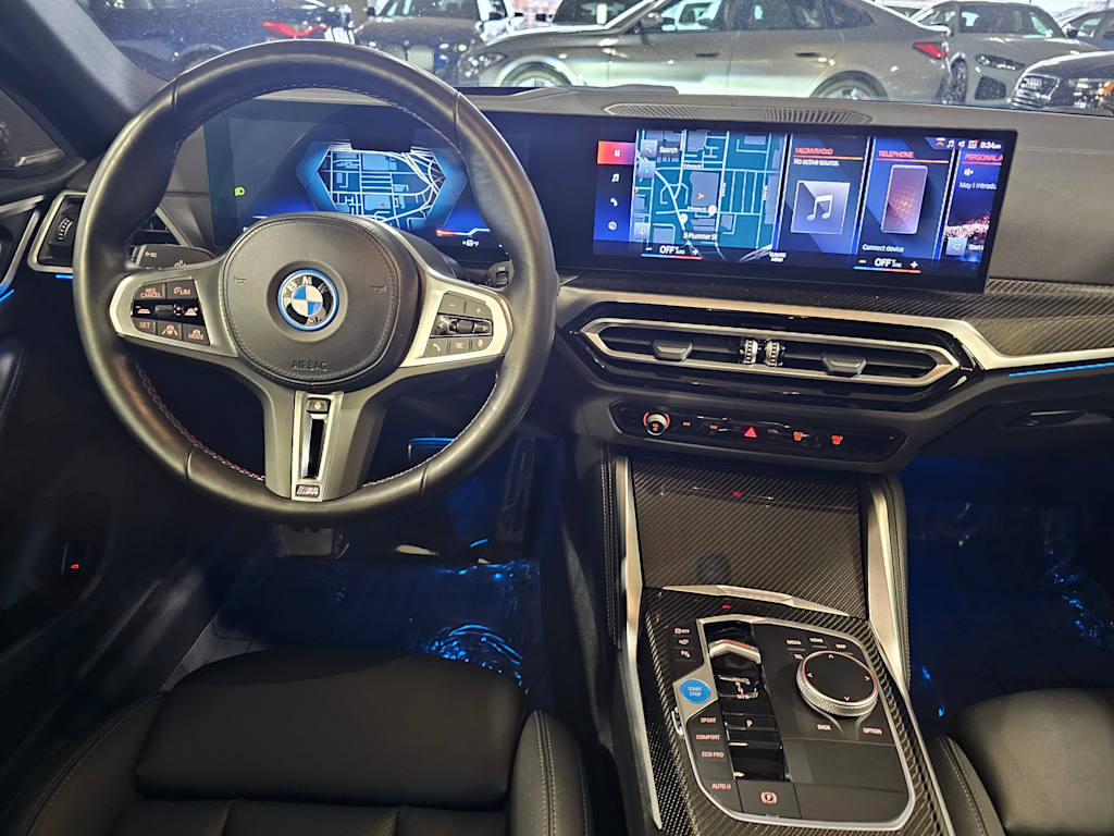 Thumbnail: 2023 BMW i4 - 10