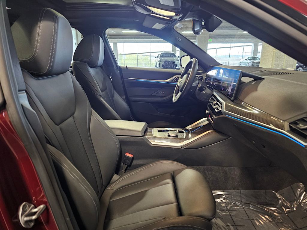 Thumbnail: 2023 BMW i4 - 33