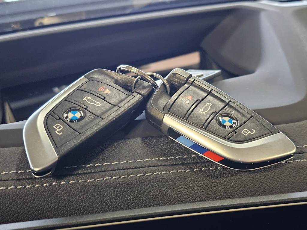 Thumbnail: 2024 BMW i4 - 19