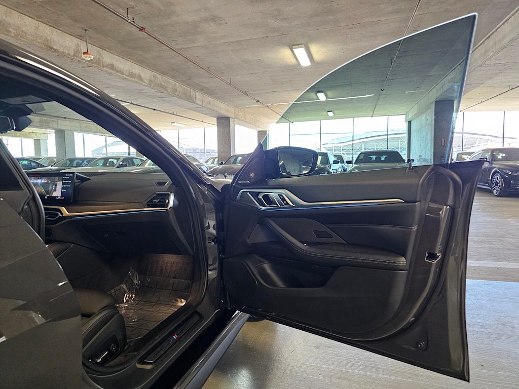 Thumbnail: 2023 BMW i4 - 34