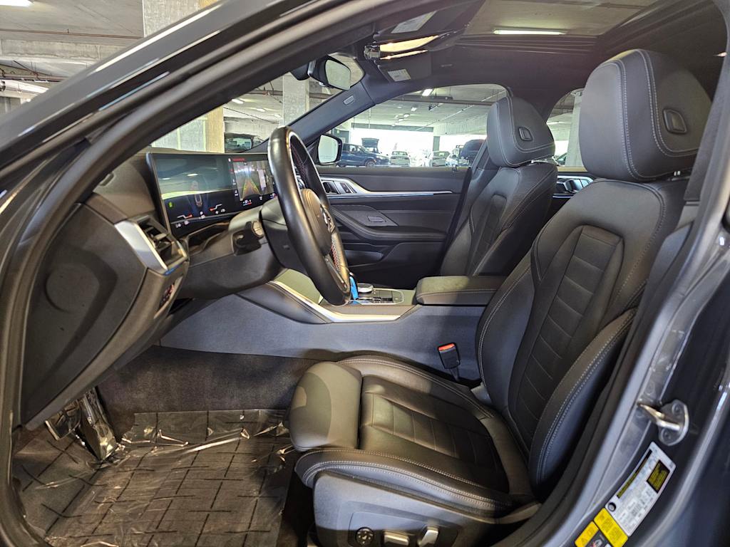 Thumbnail: 2023 BMW i4 - 11