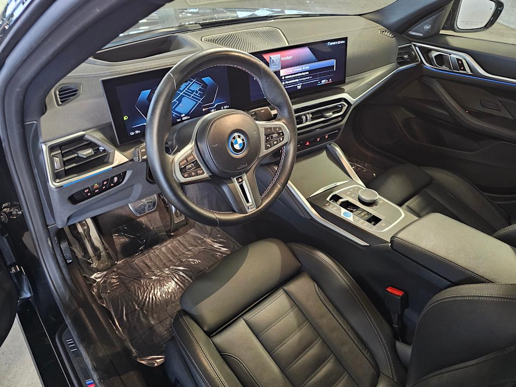 Thumbnail: 2023 BMW i4 - 2