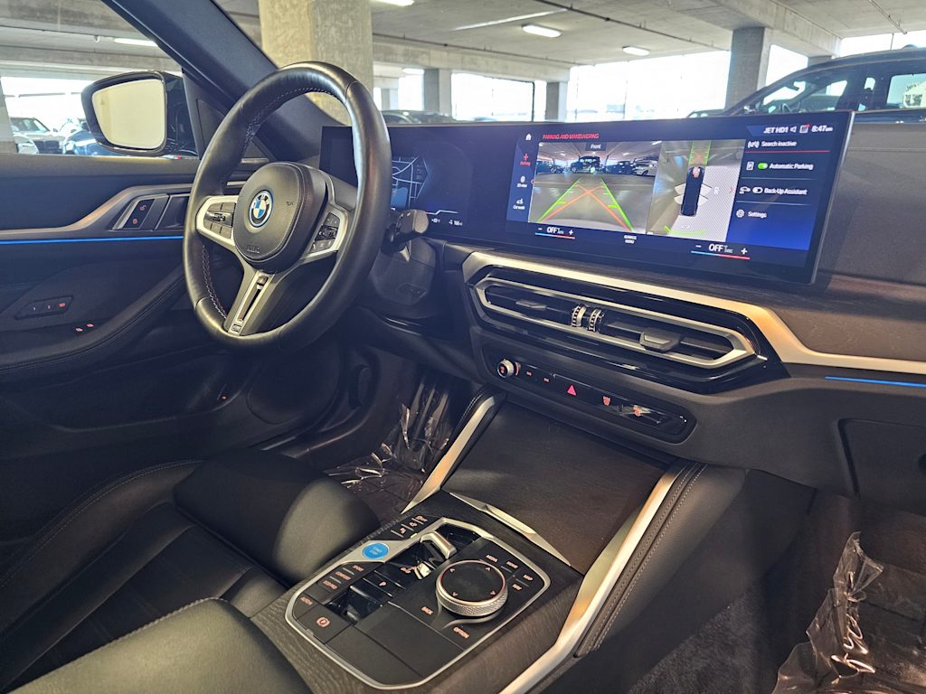 Thumbnail: 2023 BMW i4 - 15