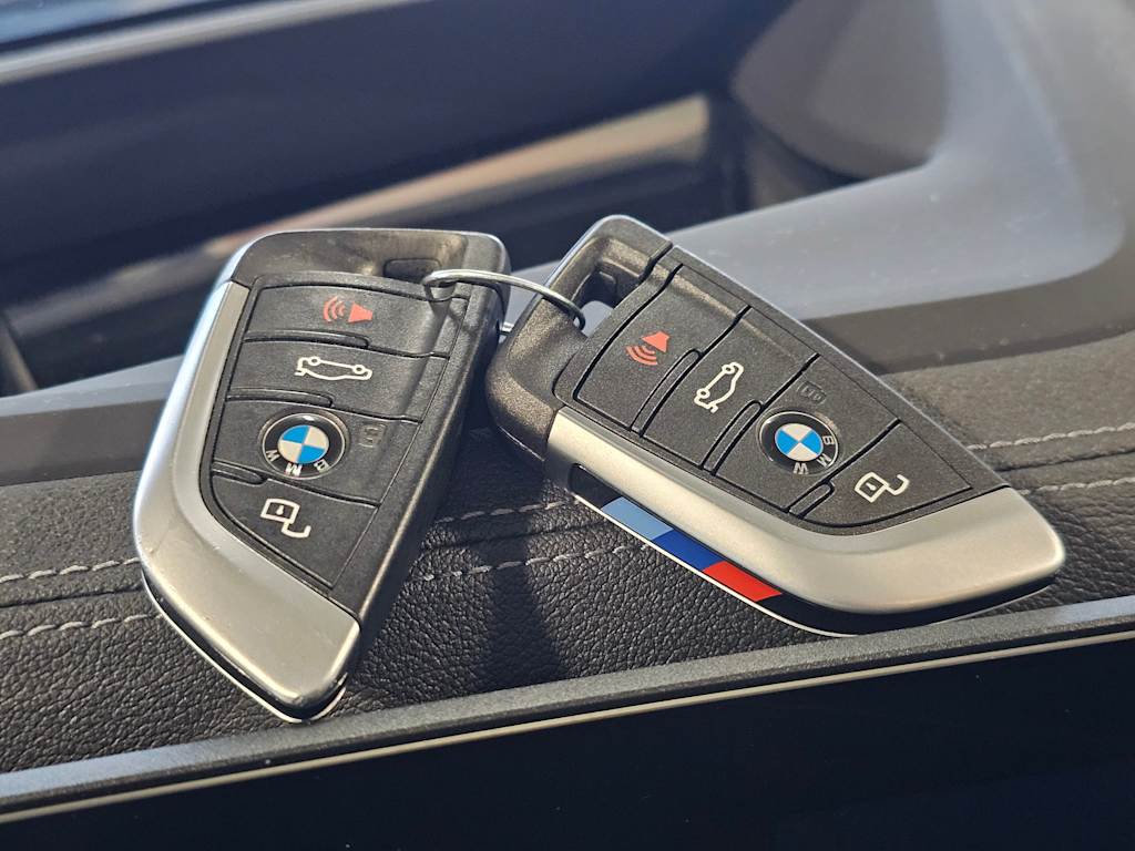 Thumbnail: 2023 BMW i4 - 20