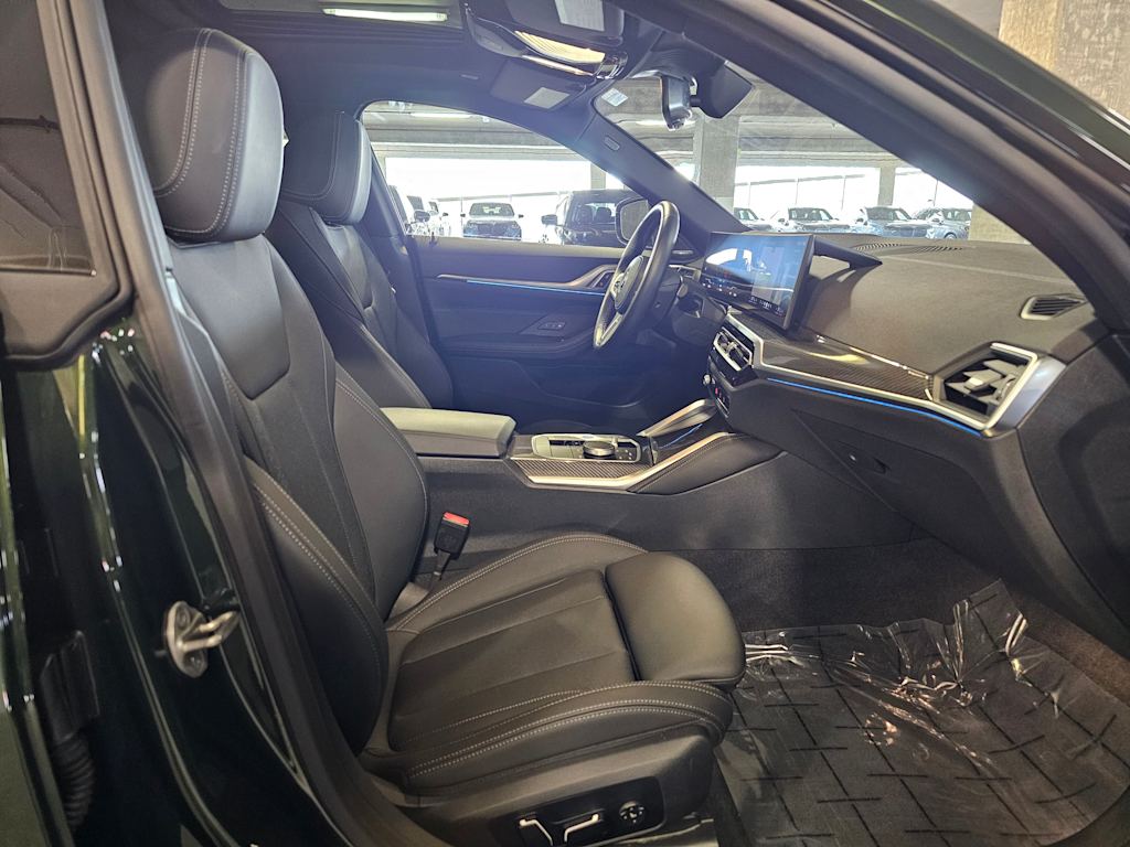 Thumbnail: 2024 BMW i4 - 33