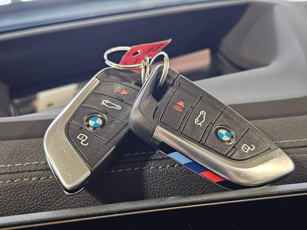 Thumbnail: 2024 BMW i4 - 19