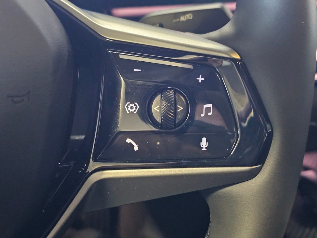 Thumbnail: 2026 BMW i5 - 22