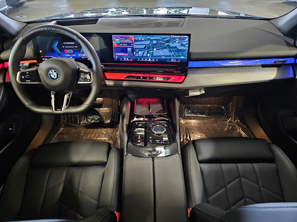 Thumbnail: 2026 BMW i5 - 10
