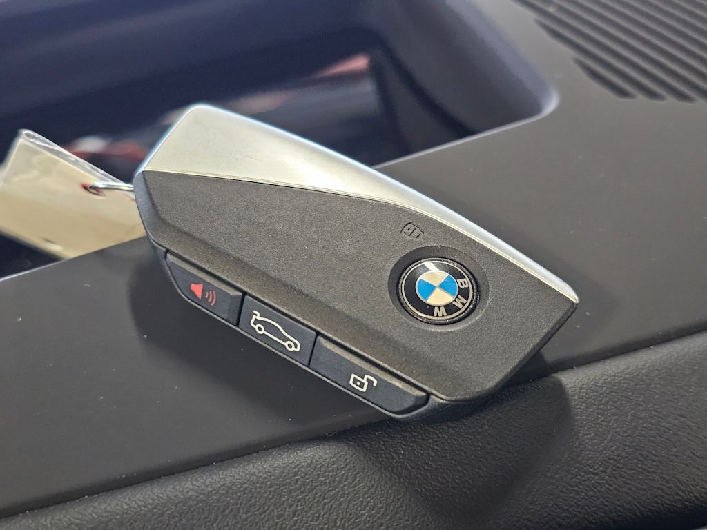 Thumbnail: 2026 BMW i5 - 20