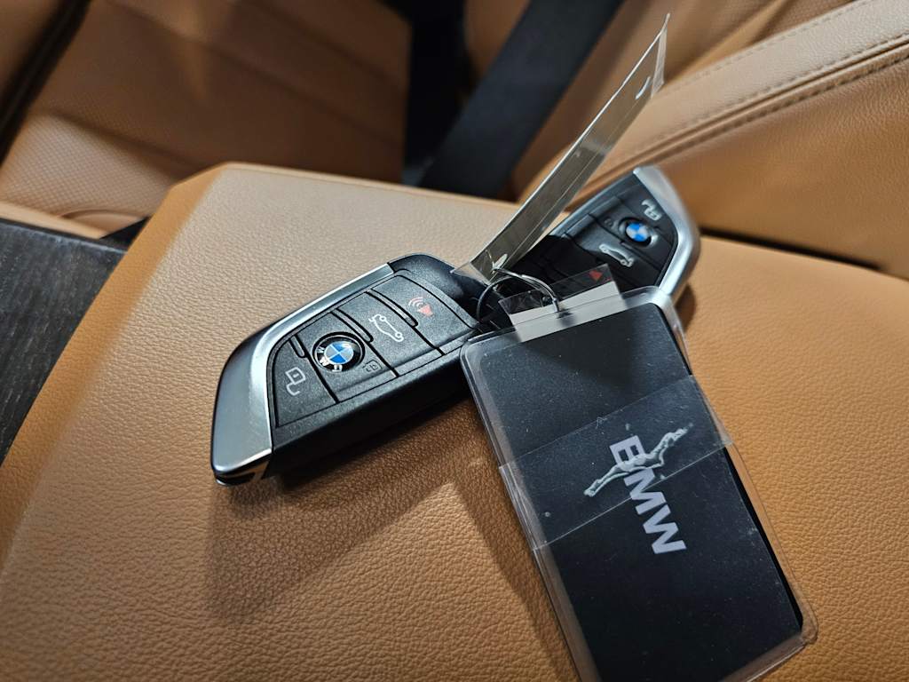 Thumbnail: 2023 BMW i4 - 45