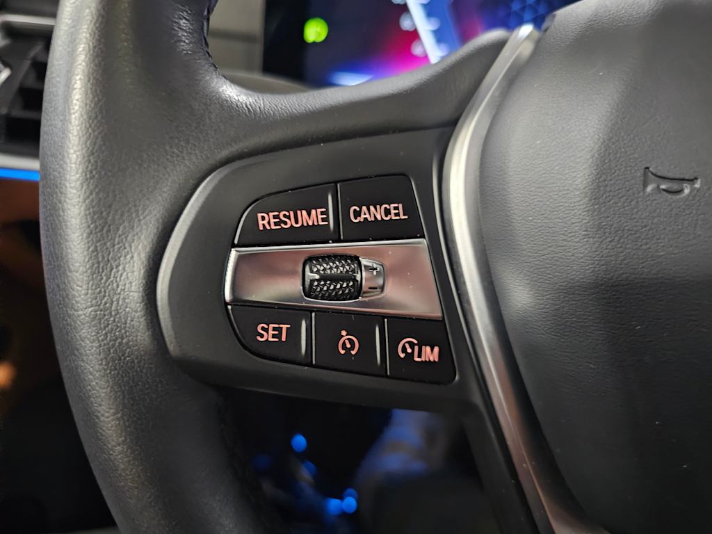 Thumbnail: 2023 BMW i4 - 28