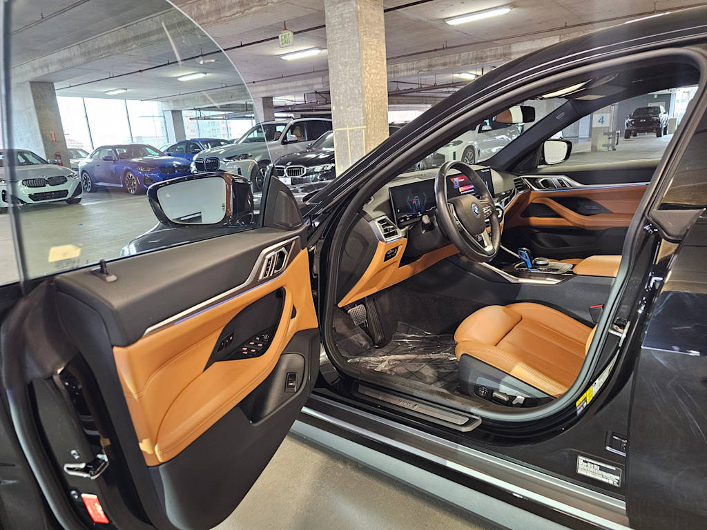 Thumbnail: 2023 BMW i4 - 15