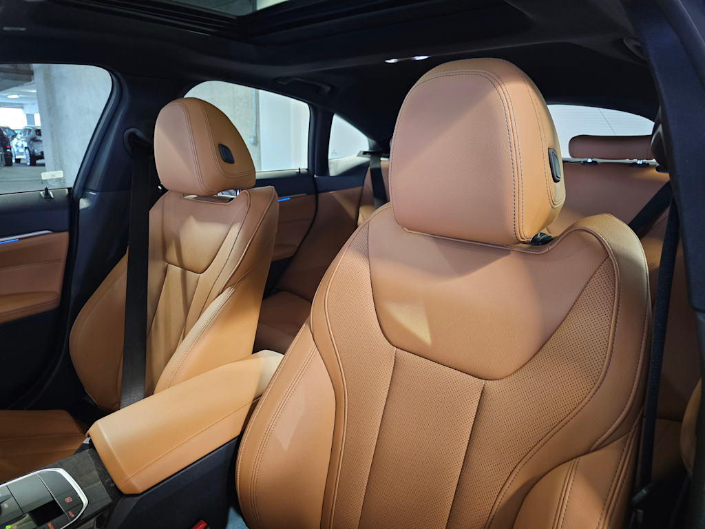 Thumbnail: 2023 BMW i4 - 12