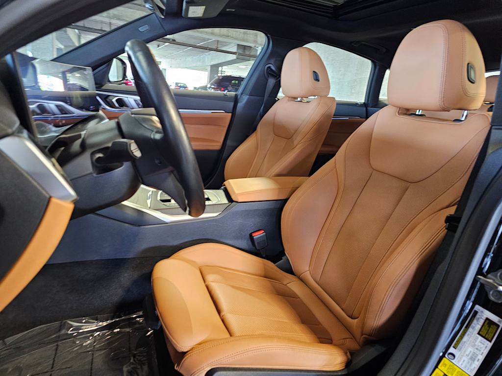 Thumbnail: 2023 BMW i4 - 10