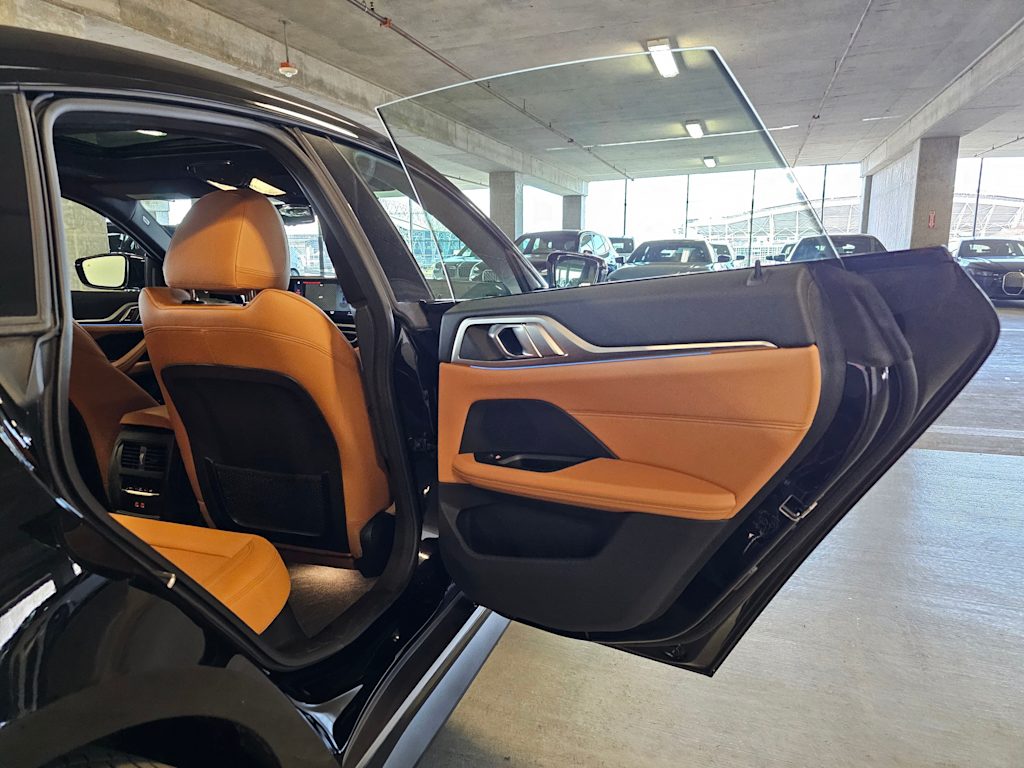 Thumbnail: 2023 BMW i4 - 34