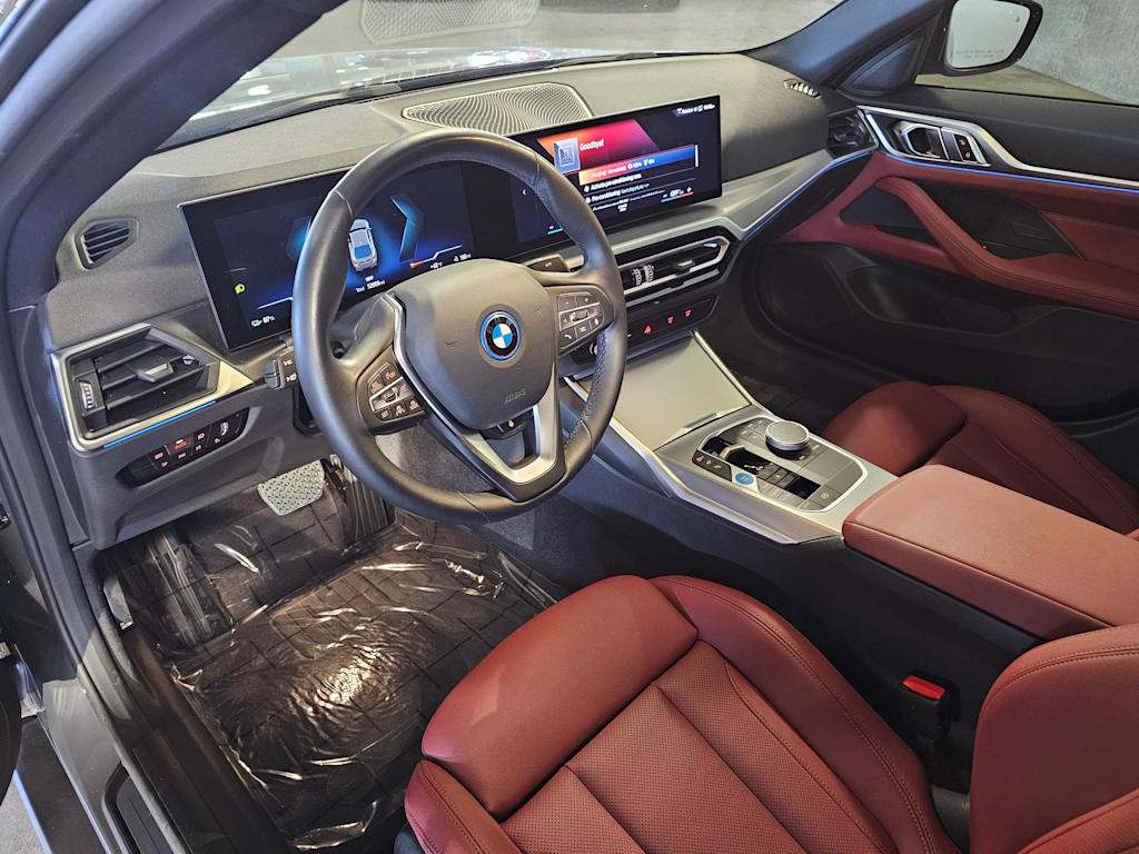 Thumbnail: 2023 BMW i4 - 2
