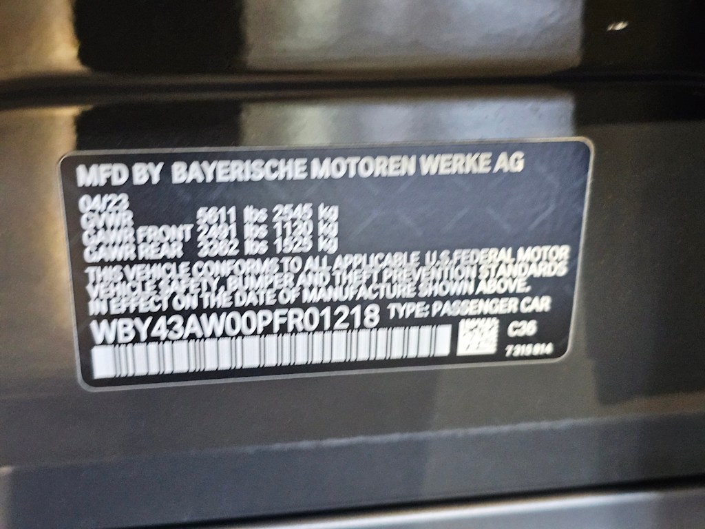 Thumbnail: 2023 BMW i4 - 20