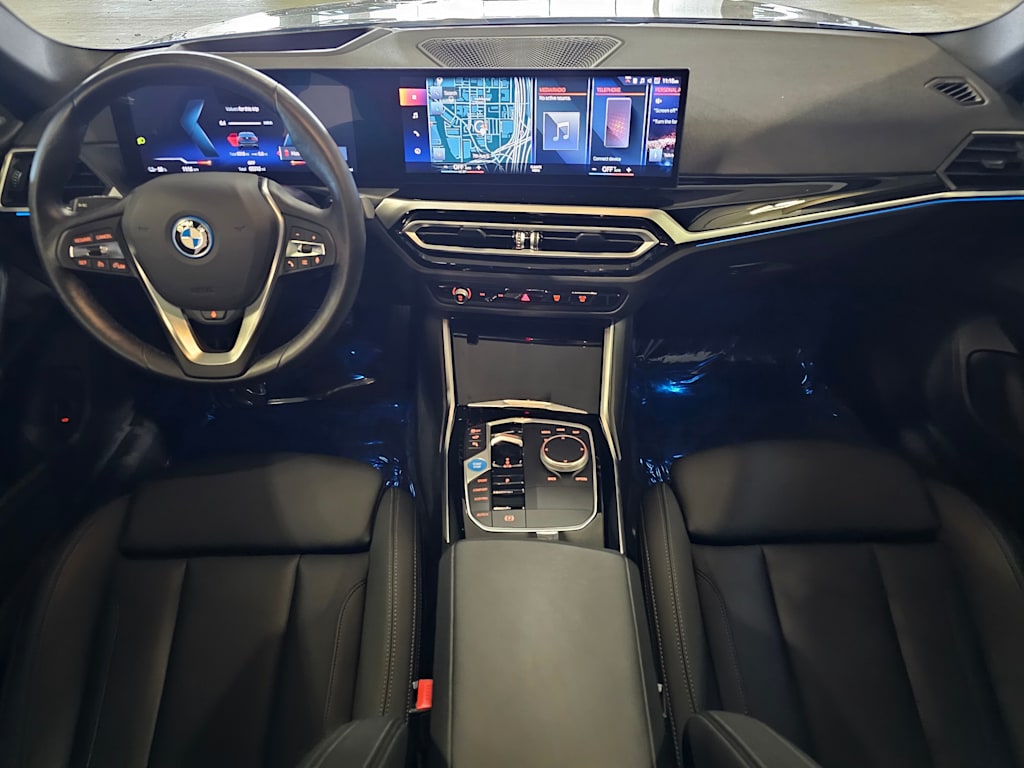Thumbnail: 2023 BMW i4 - 9