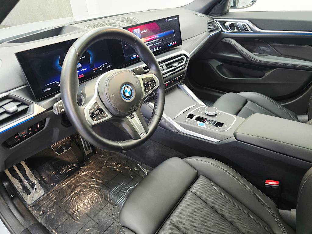 Thumbnail: 2024 BMW i4 - 2