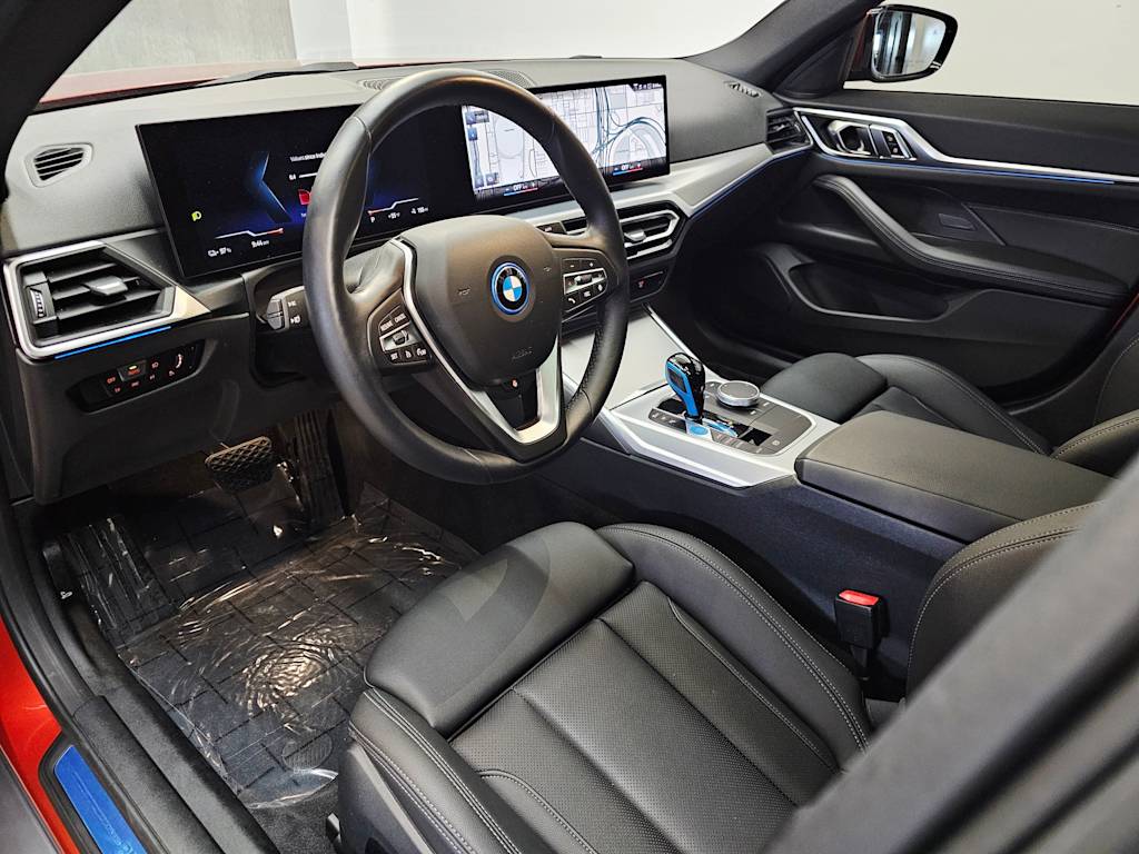 Thumbnail: 2023 BMW i4 - 2