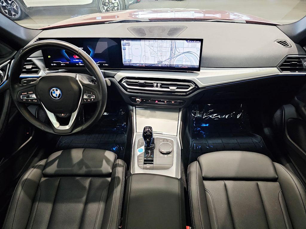 Thumbnail: 2023 BMW i4 - 8