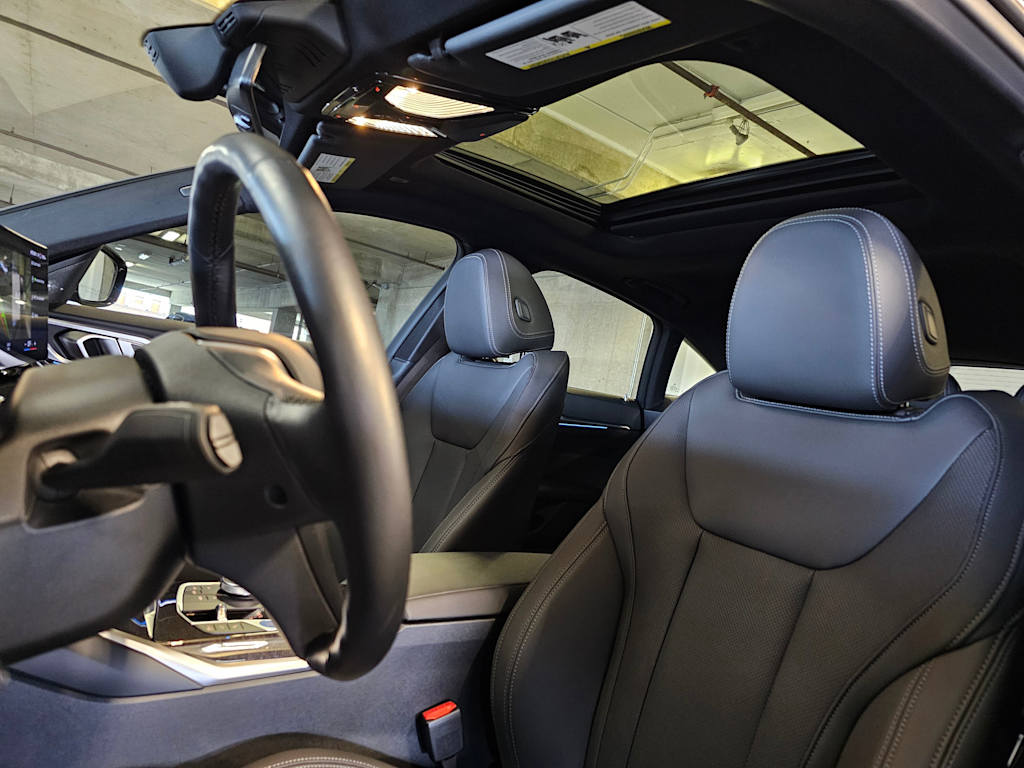 Thumbnail: 2023 BMW i4 - 29