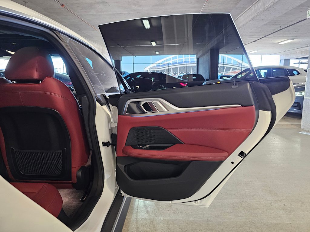 Thumbnail: 2023 BMW i4 - 34