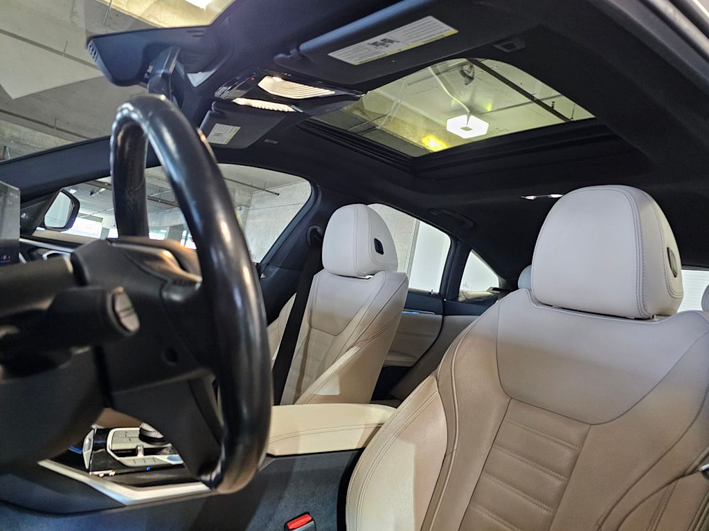 Thumbnail: 2023 BMW i4 - 30