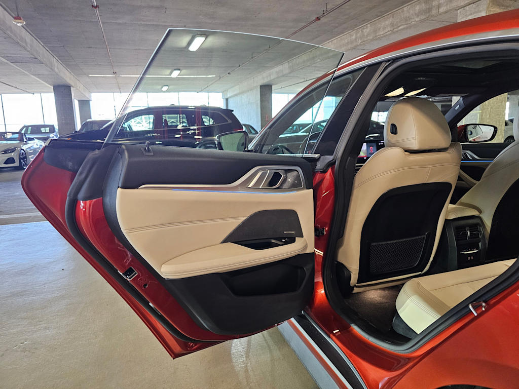 Thumbnail: 2023 BMW i4 - 31