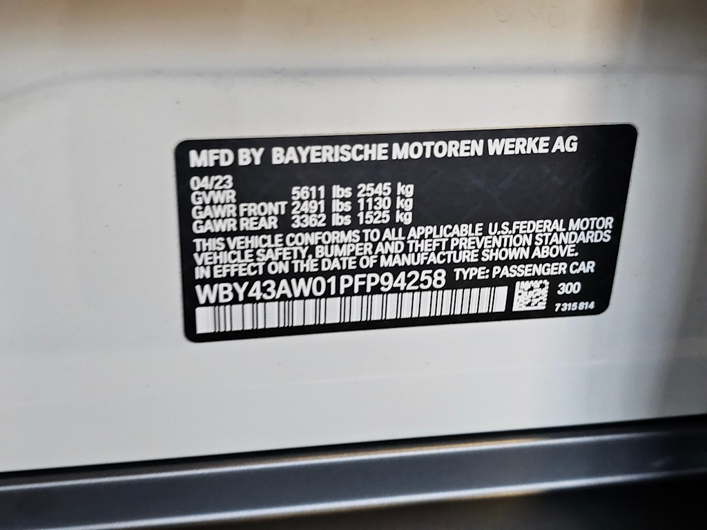 Thumbnail: 2023 BMW i4 - 19
