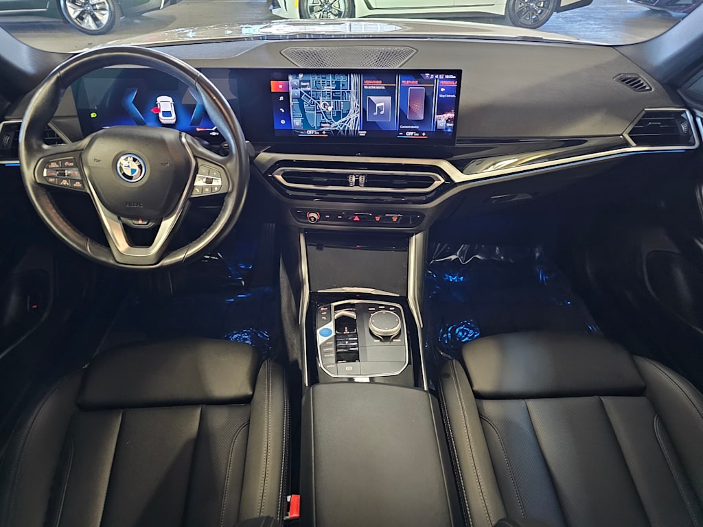 Thumbnail: 2023 BMW i4 - 9