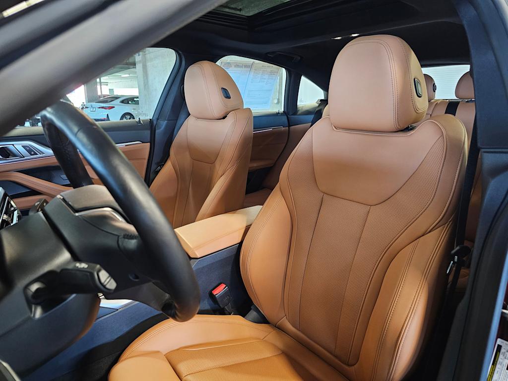 Thumbnail: 2023 BMW i4 - 11