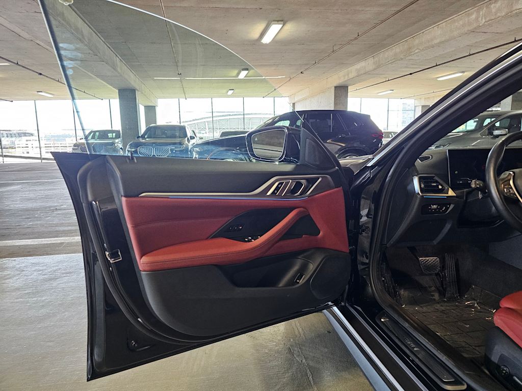 Thumbnail: 2023 BMW i4 - 30
