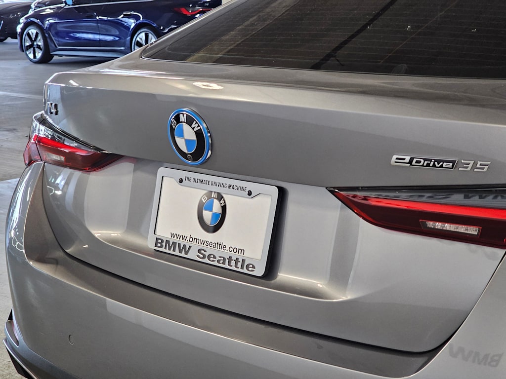 Thumbnail: 2023 BMW i4 - 7