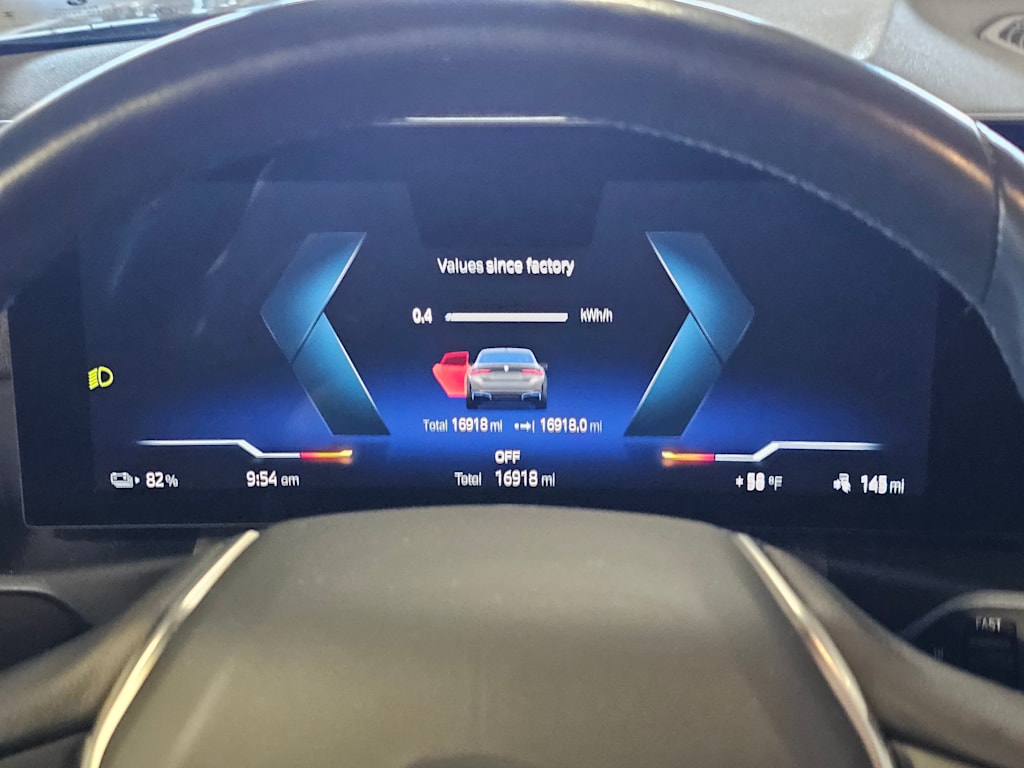 Thumbnail: 2023 BMW i4 - 18