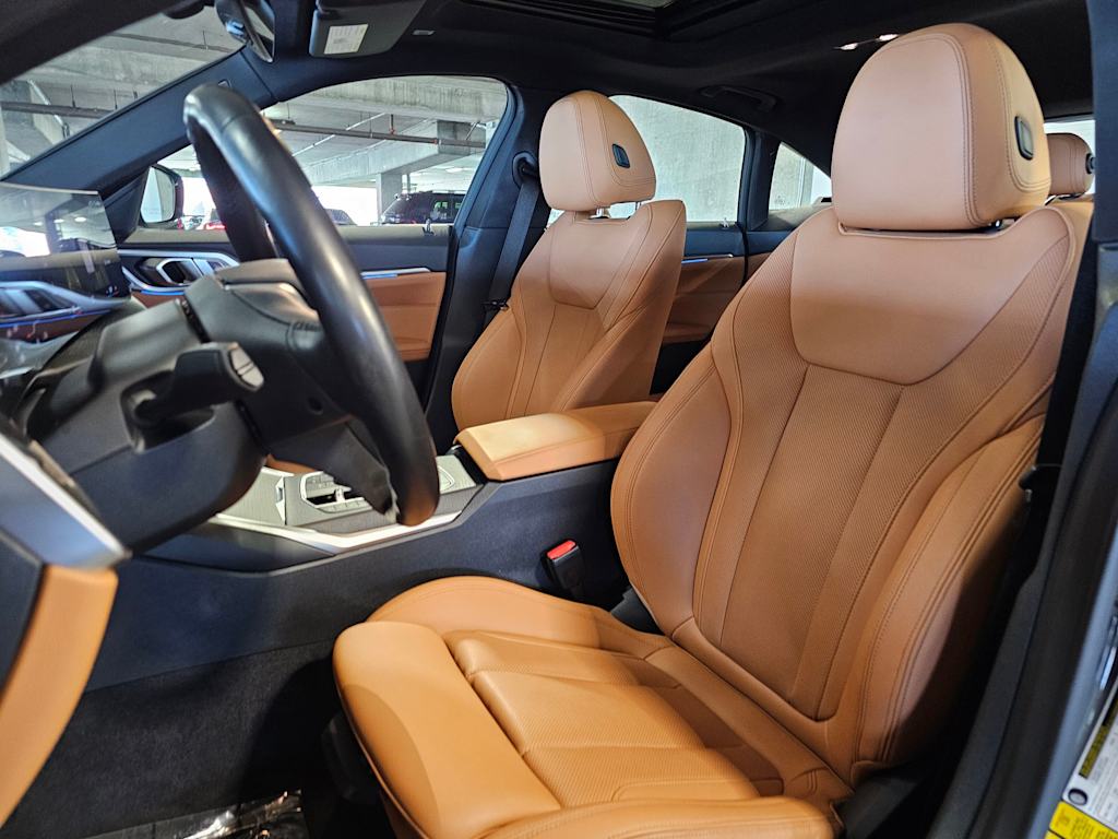 Thumbnail: 2023 BMW i4 - 11