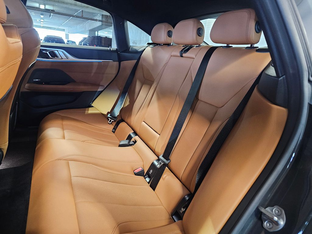 Thumbnail: 2023 BMW i4 - 12