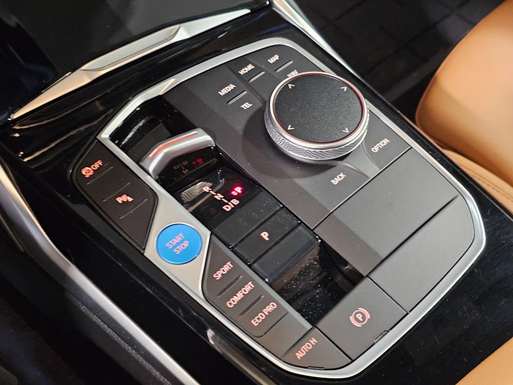 Thumbnail: 2023 BMW i4 - 16