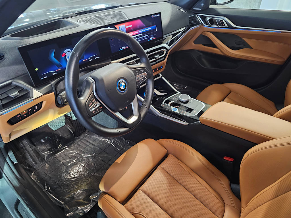 Thumbnail: 2023 BMW i4 - 2