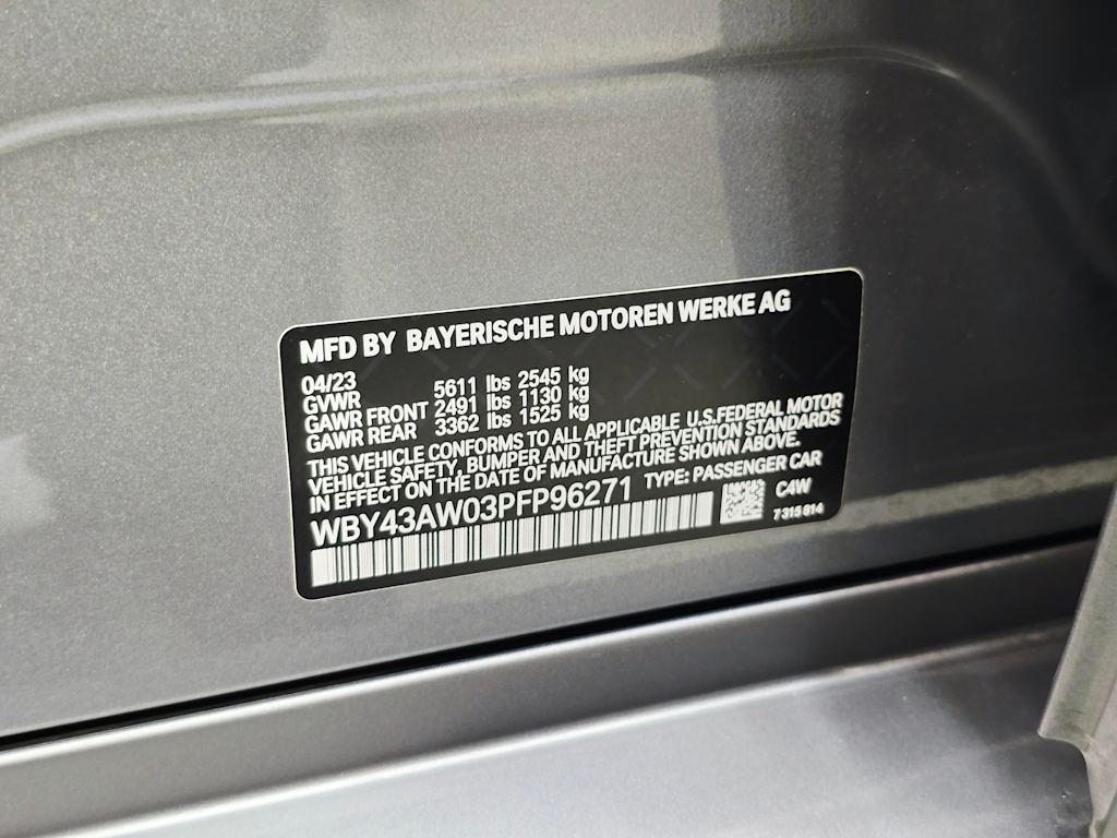 Thumbnail: 2023 BMW i4 - 20