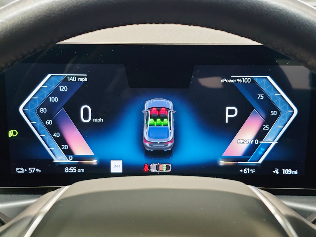 Thumbnail: 2023 BMW i4 - 17