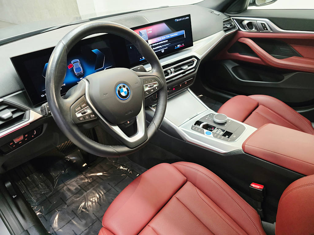 Thumbnail: 2023 BMW i4 - 2