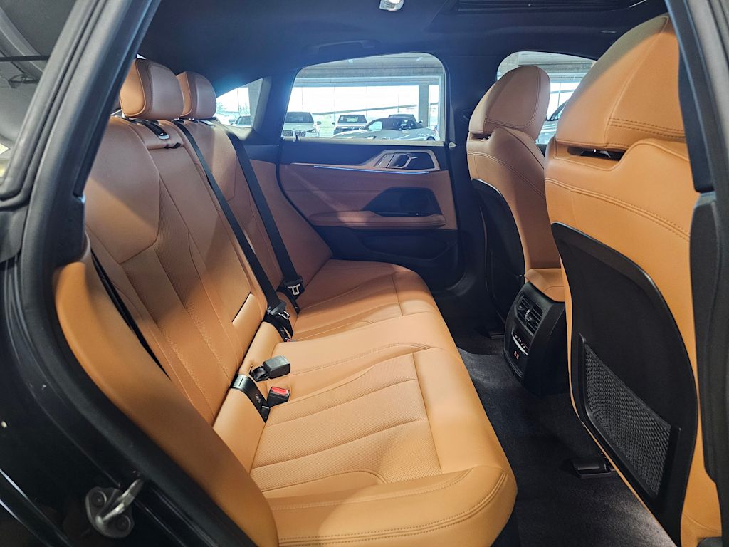 Thumbnail: 2023 BMW i4 - 31