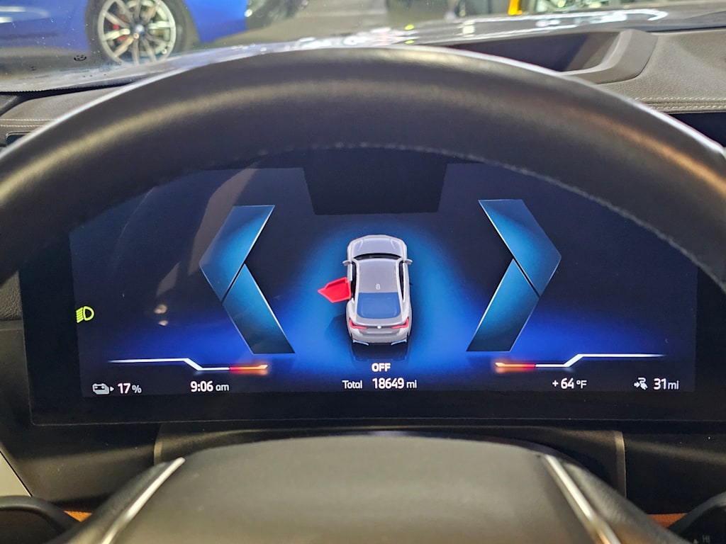 Thumbnail: 2023 BMW i4 - 17