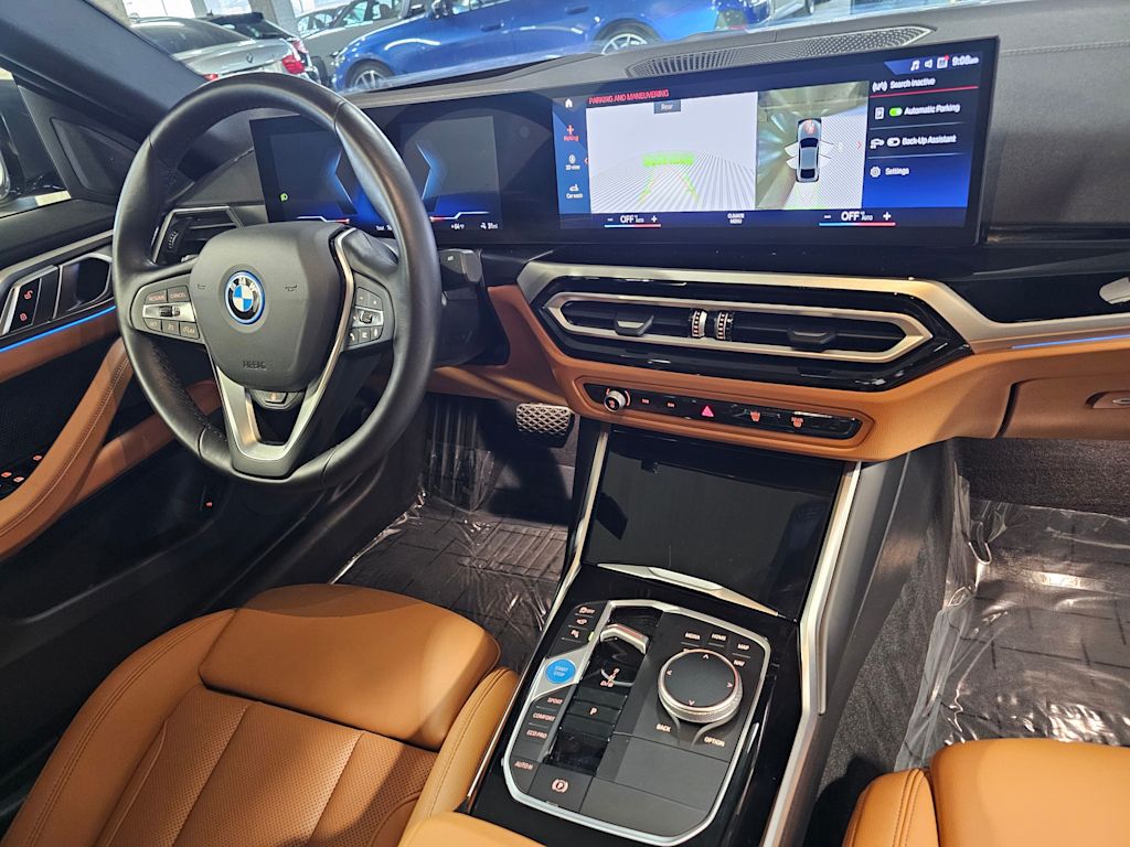 Thumbnail: 2023 BMW i4 - 14